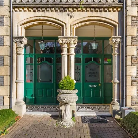 Lincoln House Private Hotel-2