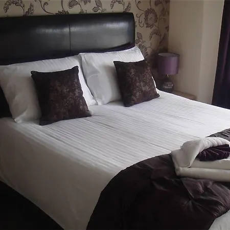 The Fawley Guest House-2