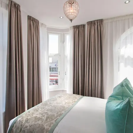 W12 Rooms-3