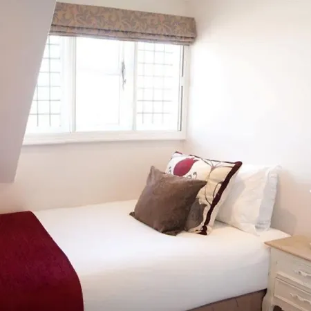 The Osney Arms Guest House-2
