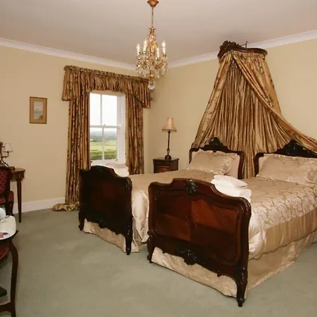 West Longridge Manor B&B-3