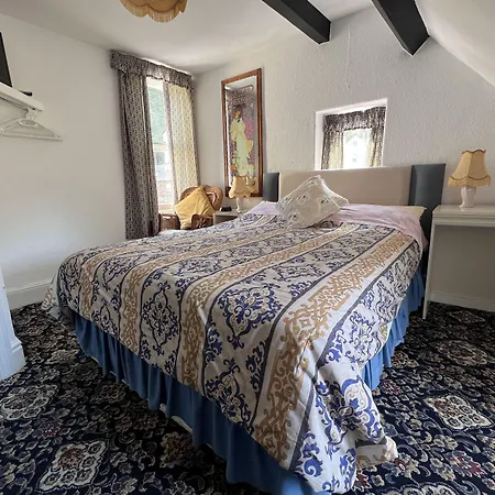 The Captains House-3