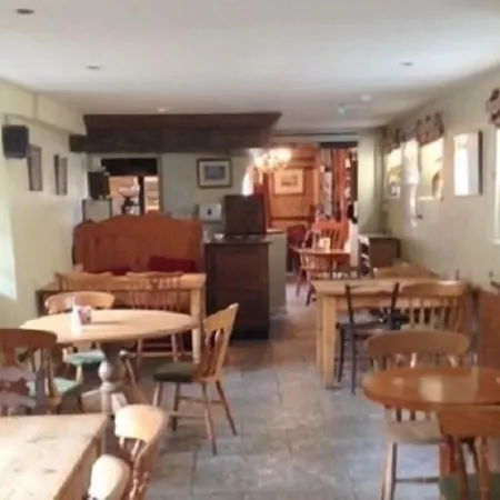 The Royal Oak Burford-3