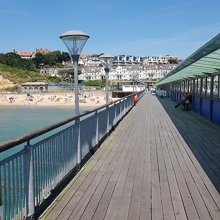 Boscombe Reef Hotel-2