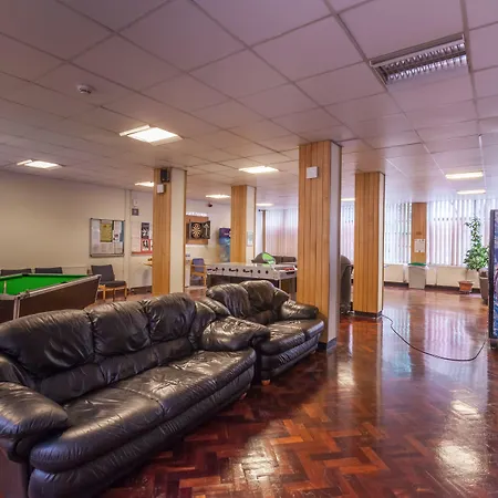 Lse Carr-Saunders Hall-2