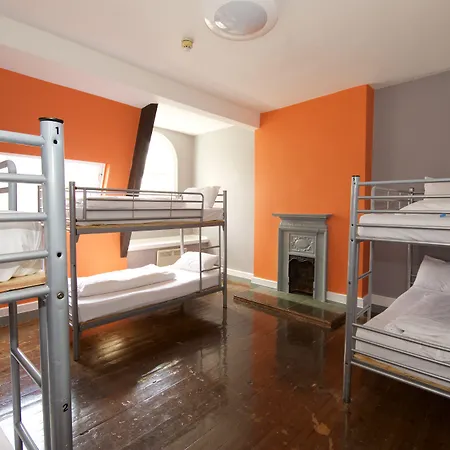 Albatross Hostel-3