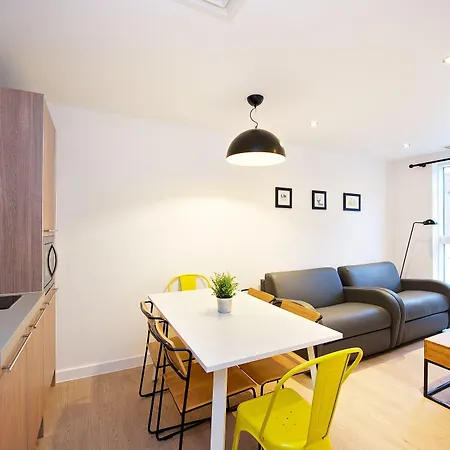 Staycity Aparthotels Birmingham City Centre-3