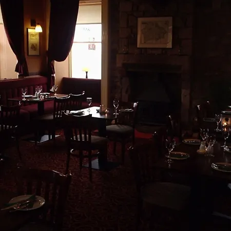 The Avenue Restaurant At The Victoria Inn-3