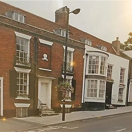 Colchester Boutique Hotel-3