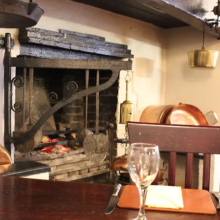 Old Kings Arms Hotel-2