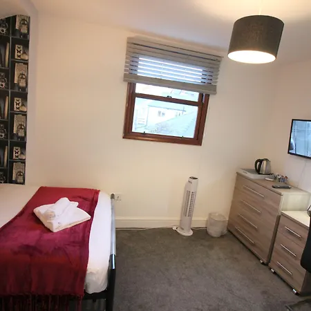 Cambridge City Rooms By Payman Club-3