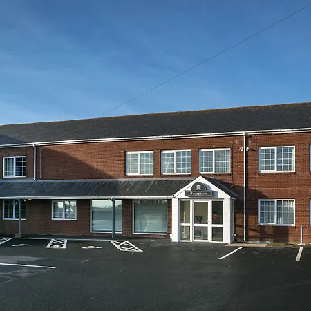 Celtic International Hotel Cardiff Airport-2