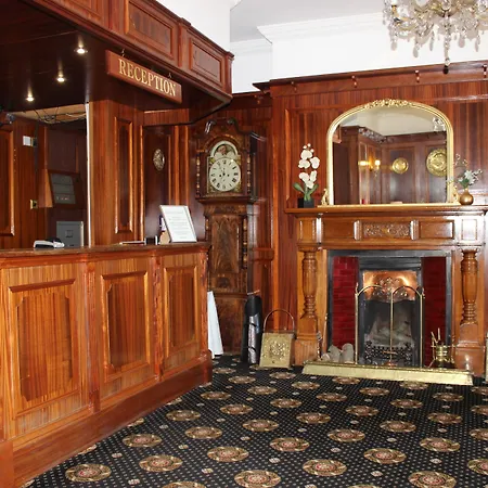 Revelstoke Hotel-2