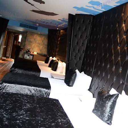 The Arthouse Hotel-3
