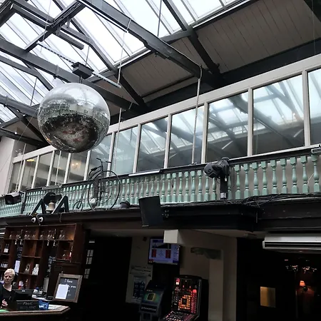 The Royal Victoria And Bull Hotel-2