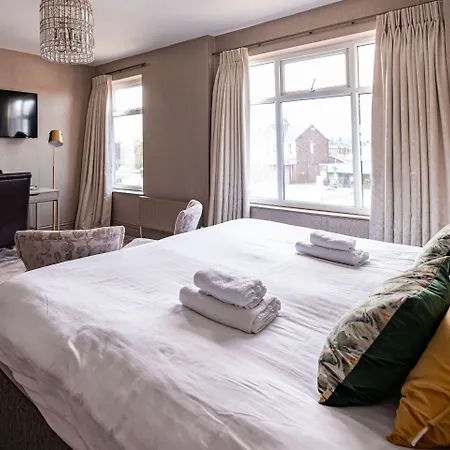 Arthur'S Bar & Accommodation-3