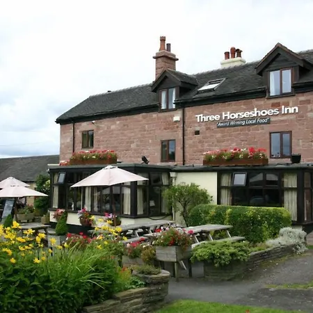 Three Horseshoes Country Inn-2