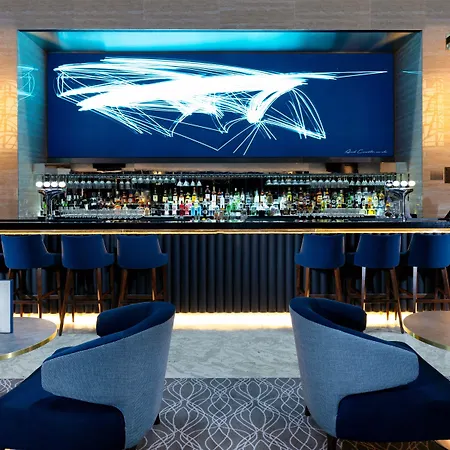 Holiday Inn Express - London Heathrow T4 By Ihg-2