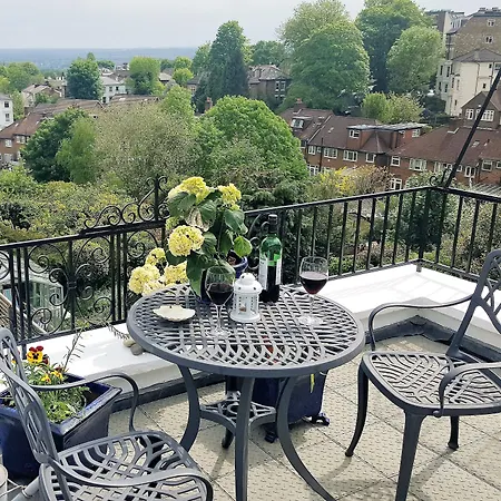 Crystal Palace B&B-3