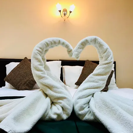 Hill Lodge-2