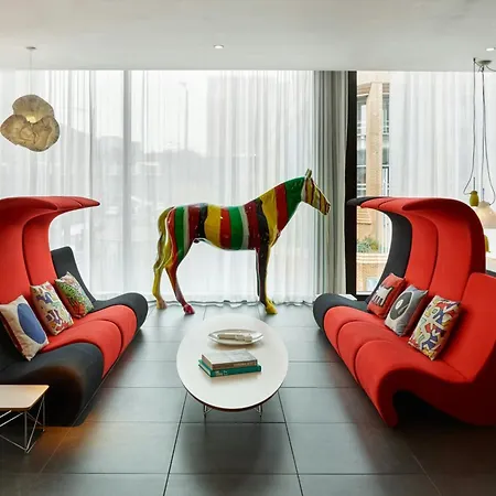 Citizenm Glasgow-2