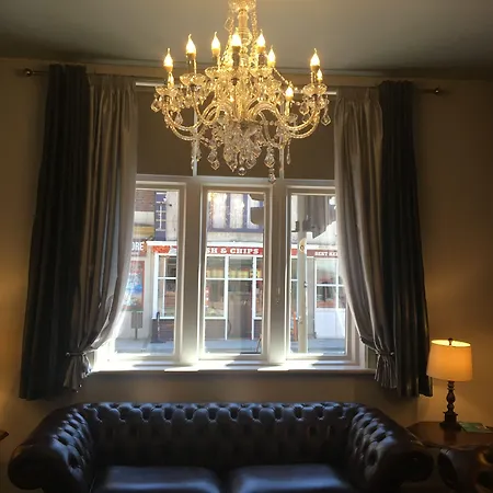 The Royal Hotel Crewe, A Brilliant Collection, Powered By Oyo-2