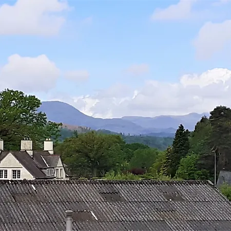 Brook House ― Free On-Site Car Park-2