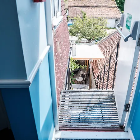 Mullions 51 B&B-3