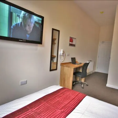 Central Hotel Gloucester By Roomsbooked-3