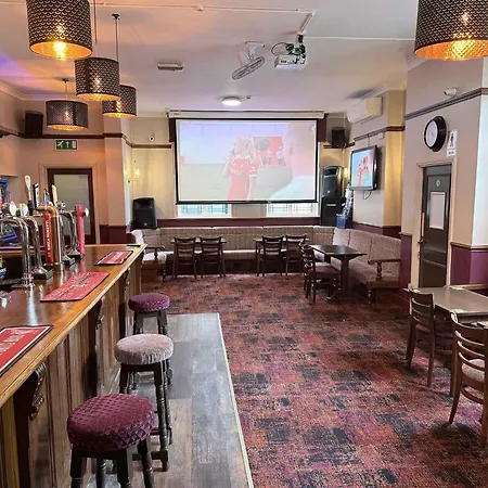 Twelfth Man Accommodation Part Of The Twelfth Man Public House-2
