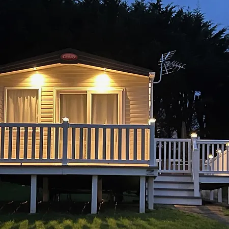 Isle Of Wight Caravan-2