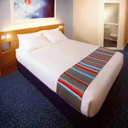 Travelodge Crawley-2