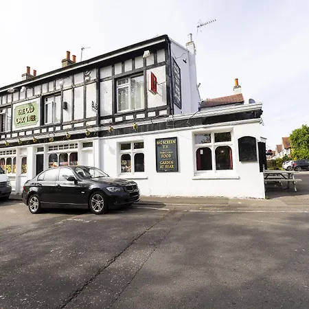 Old Oak Tree Inn-2