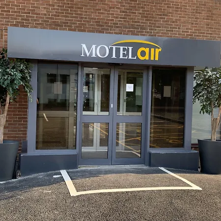 Motel Air Glasgow Airport-2