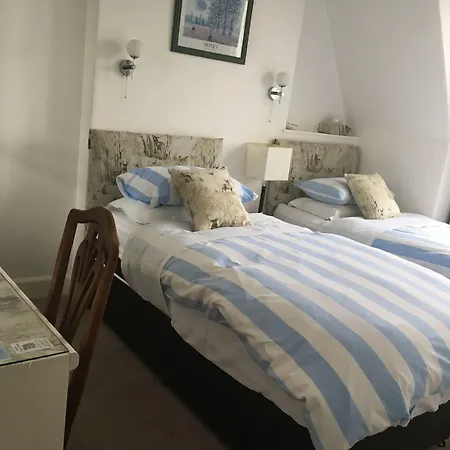 Doune Guest House-2