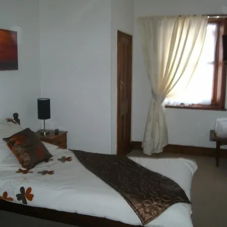 Woodlands Guest House-2