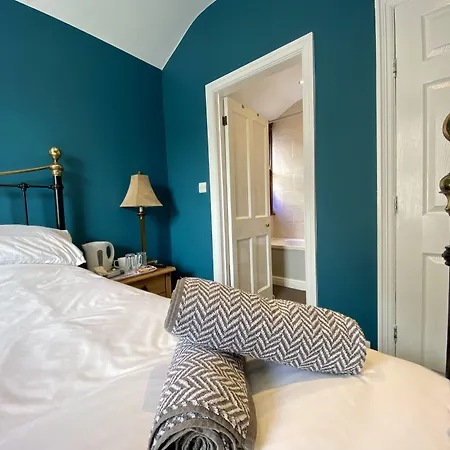 Blenheim Guest House-2