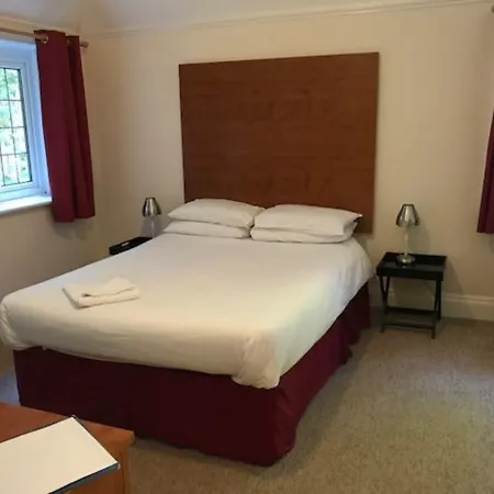 The Admirals Inn Guest House-2