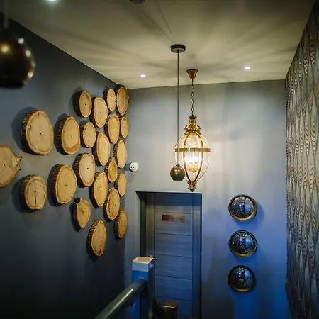 Absoluxe Suites-3