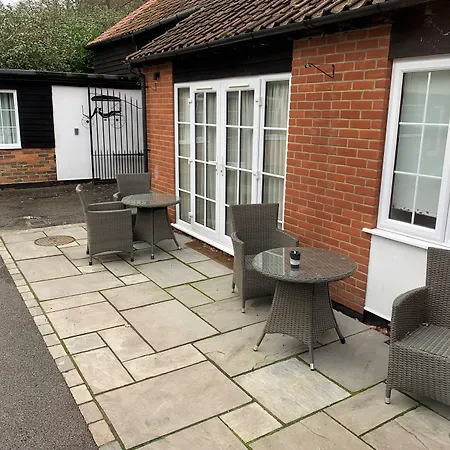 Fornham Guest House-3