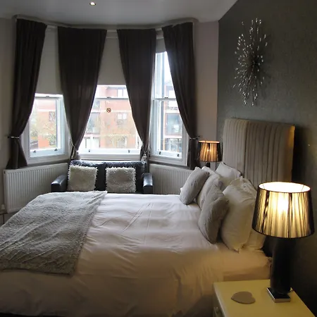 Ashmira Guest House-2