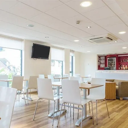 Travelodge Newquay Seafront-3