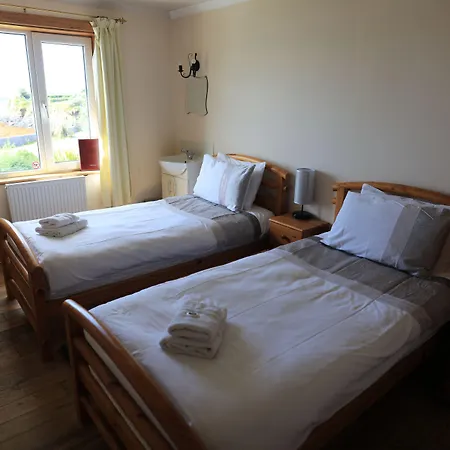 Sandwick Bay Guest House-3
