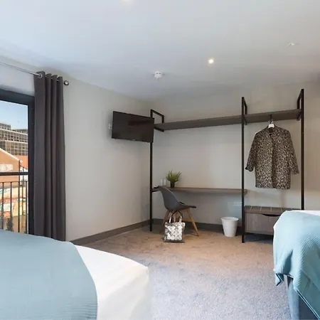 Bank Square Town House-2