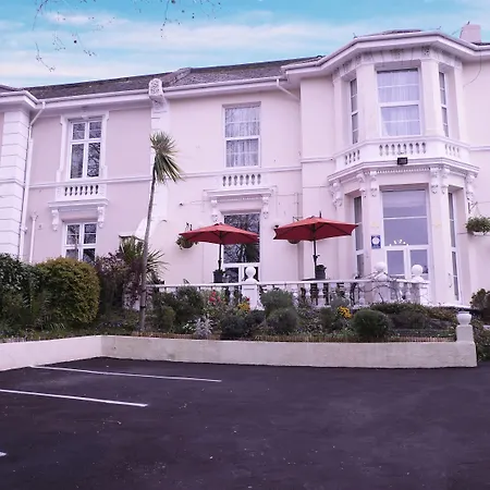 Fleurie Guest House-2