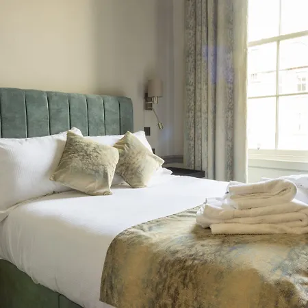 Mono Suites New Town-3
