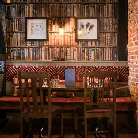 The Angel & Blue Pig-3