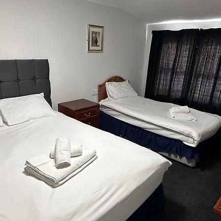 The Bruce Hotel-2
