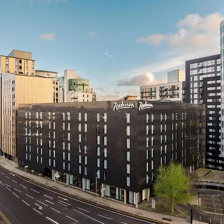Radisson Hotel Manchester City Centre, A Verified Net Zero Hotel-3