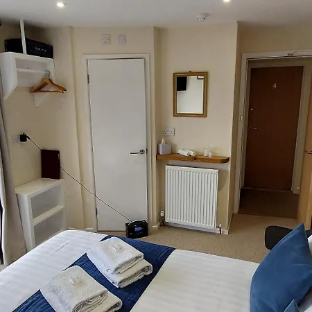 Charnwood Guest House-2